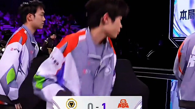 挑杯最离谱的战队诞生：狼队650万买皖皖不用，清清打一把就被归期替下，SK想来一个“血脉压制”KSG