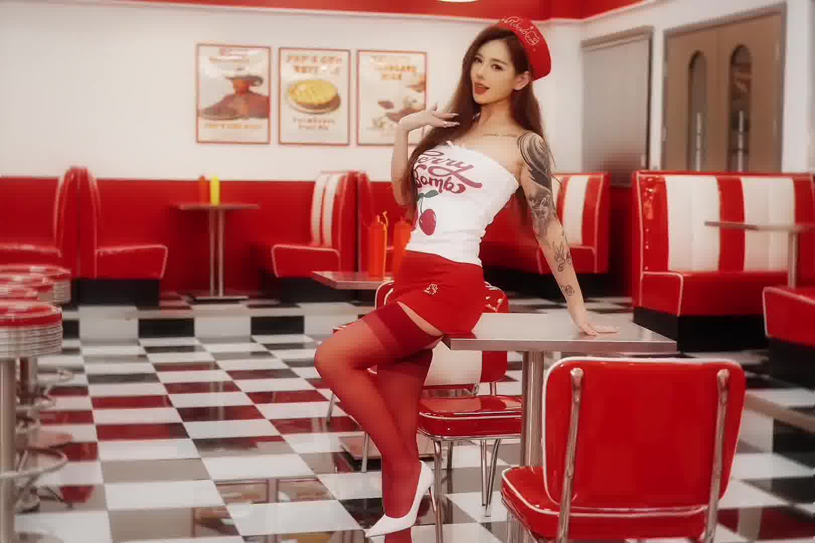 游乐园有一个旋转什么来着