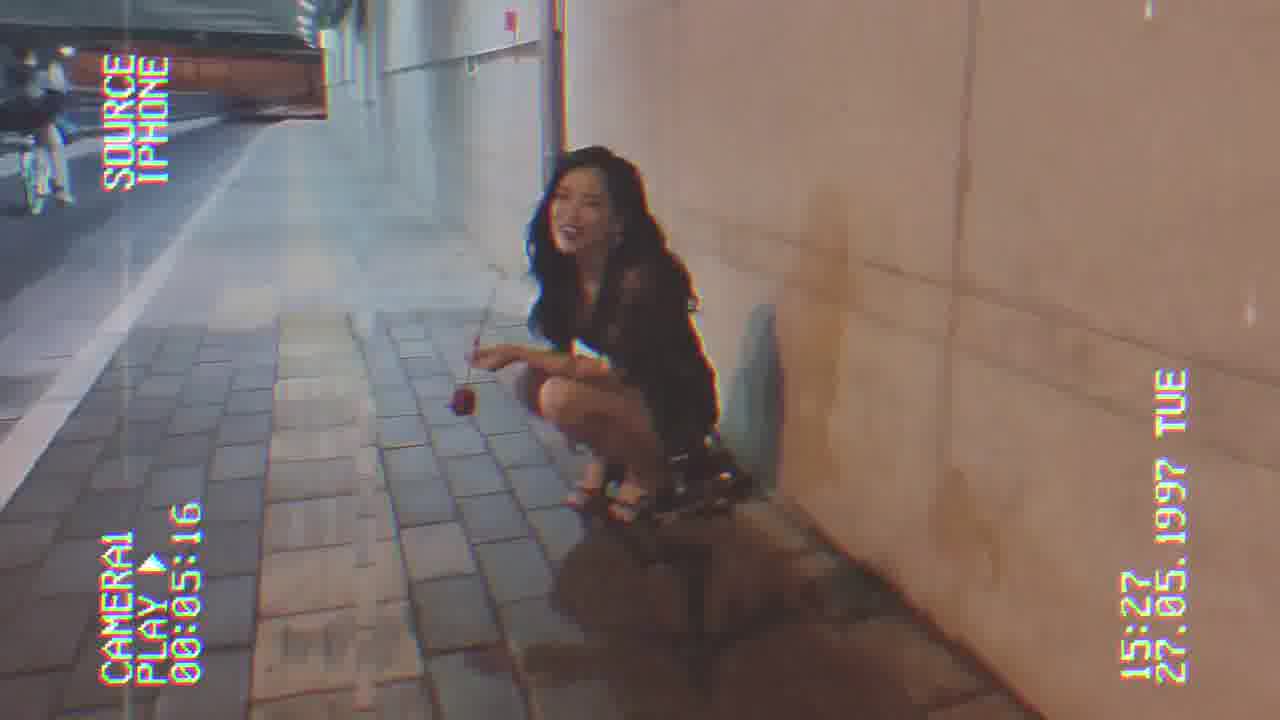 老板要买玫瑰花吗