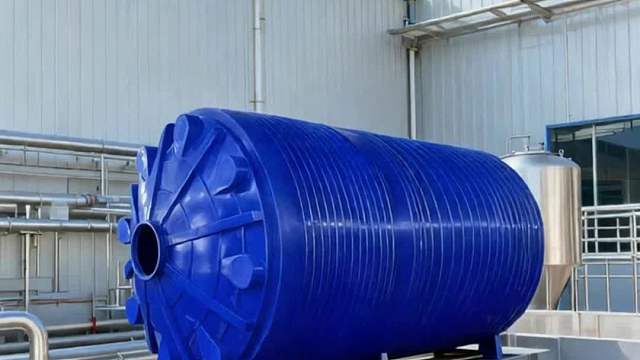 山东华胜塑业有限公司35吨塑料桶