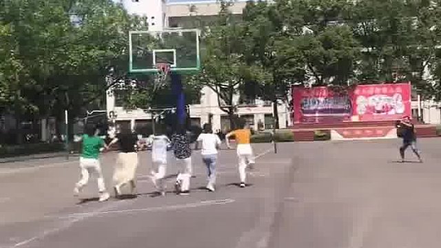 黄老师是最大赢家