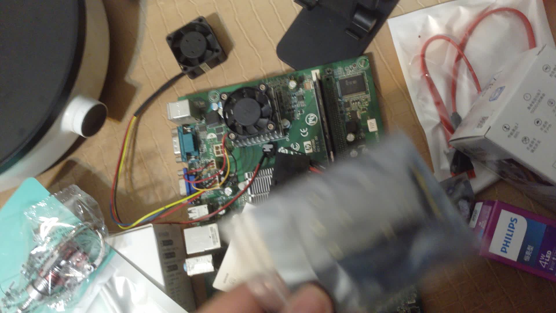 图吧日常开箱(澎湃S1小米5C 4K录像测试)