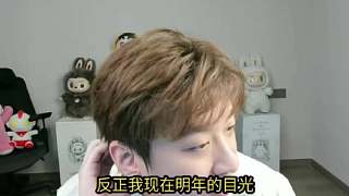 真實(shí)電競(jìng)聊BLG現(xiàn)在陣容最頂！daeny拉扯就是不滿意BLG。Tabe留在AL也突破不了上限，不如去JDG再帶出一個(gè)AL。真沒(méi)有比圣槍哥更好的？ 這么多年圣槍還是唯一一個(gè)國(guó)產(chǎn)上單冠軍，一個(gè)27歲老將還能活躍在賽場(chǎng)上，并且比他厲害的也沒(méi)幾個(gè) 復(fù)出#