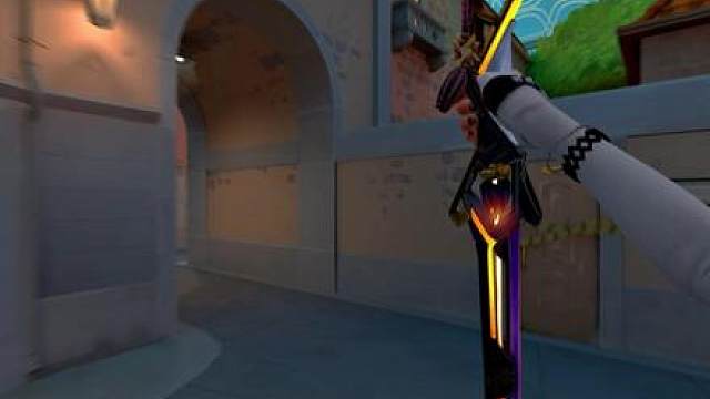 不敢回看 左顾右盼不自然的暗自喜欢