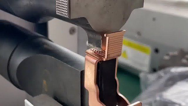 恒友音达超声波   超声波金属焊接机