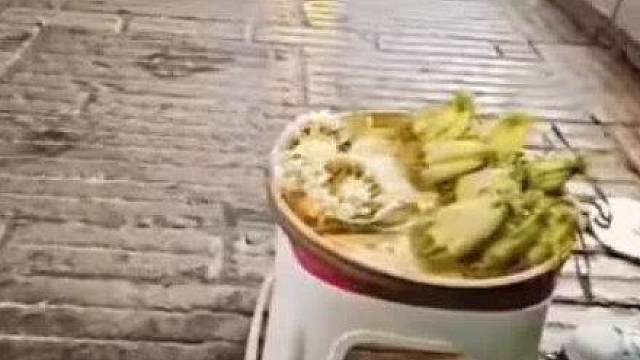 "今天也遇到了心软的神"