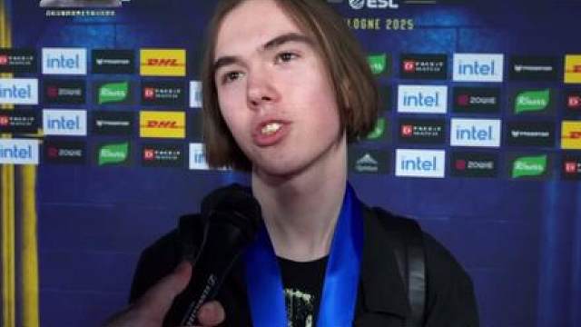 恭喜猎鹰2:0轻松战胜绿龙！成功晋级布达佩斯Major四强半决赛