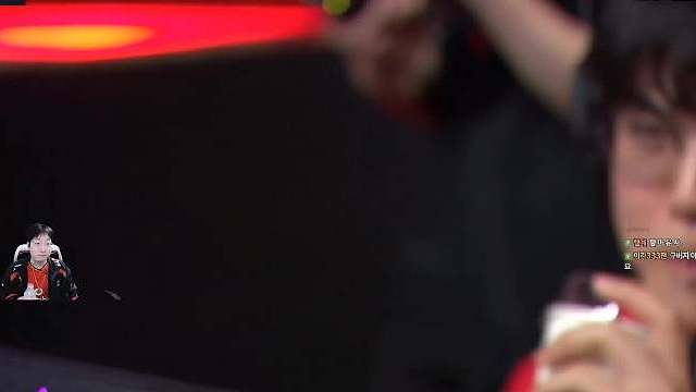 LPL第一赛段的赛制已经确定了，总的来说就是14进8，还是骑士之路，S组和A组先打一轮，B组是单败没容错率，具体的晚点发。 对了北京时间下午4点还有HLE和DK的KeSPA杯胜决可以看，HLE下路Gumayusi与DK下路Sma正面对决，一个是2025T1的首发ADC，一个是2025T1的替补ADC，这个BO5得看！！！