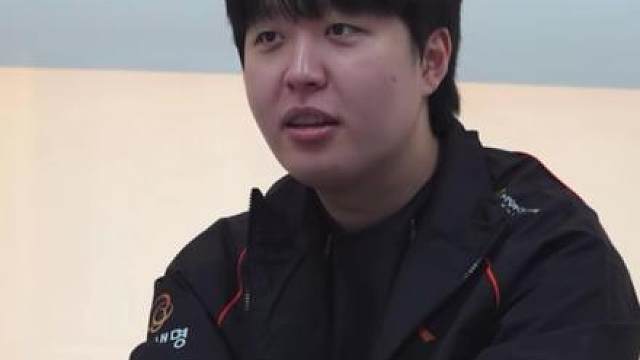 Kanavi暗示前队友菜？ 赛前:要是有Zeus和Delight做队友一定能赢T1