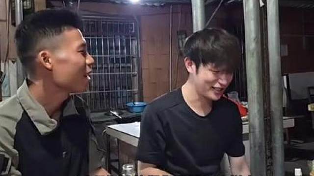 这一刻莫名的心酸