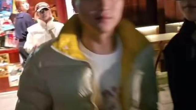 遇到谁了？跑这么快？