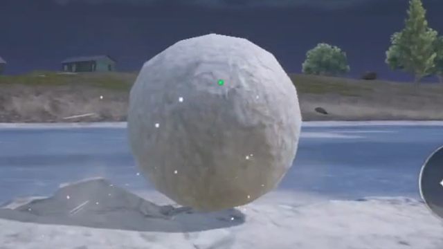 哈哈，我变成大雪球了，重生之我在和平精英里当雪球