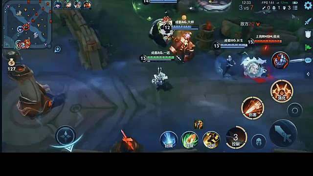 一诺面对RNG.m久酷的盾山，完全没有生存的空间啊，交闪也无济于事。 ​​​