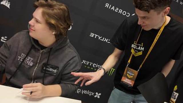 蛋总 我帮你问了 紫薇原谅你了