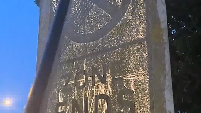 不挣钱都愿意干的活。  ​