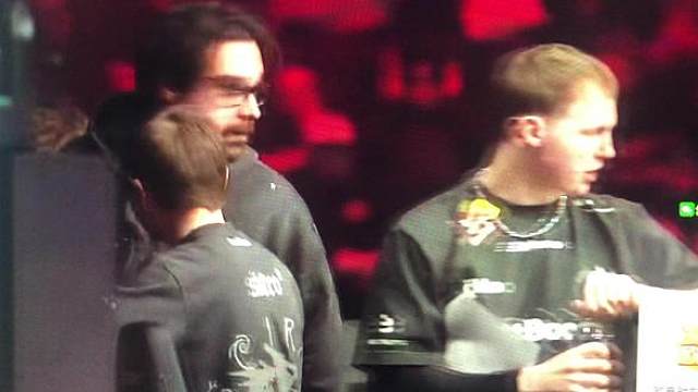 Donk骂人了：苏卡不列 老子不干了，一帮**