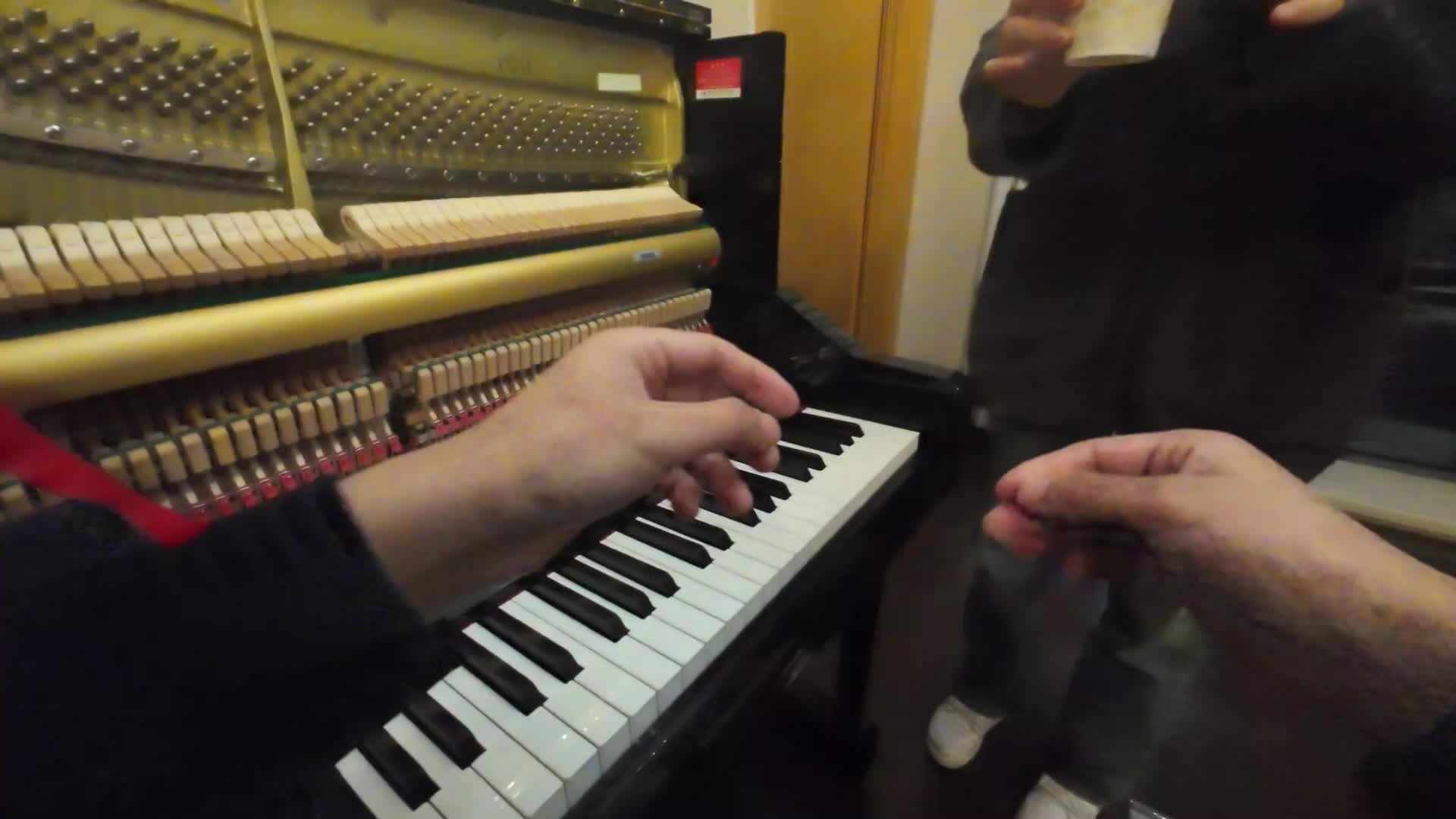 又不带头盔。。。。。。