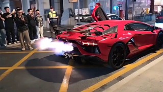 會(huì)噴火的蘭博基尼像開(kāi)炮一樣#小小小酷哥