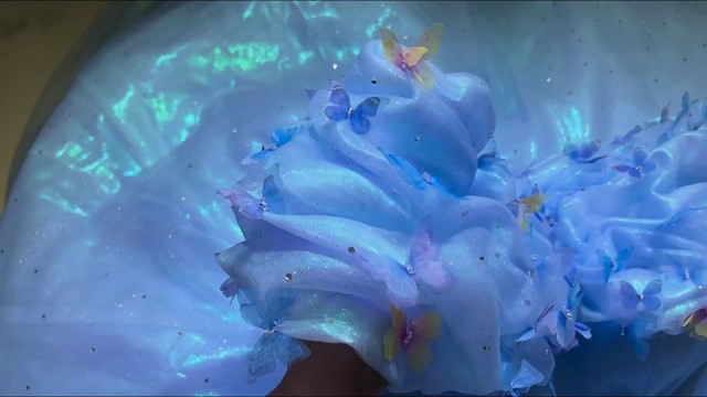 种草了️这件“灰姑娘本尊”浅蓝蝴蝶仙裙