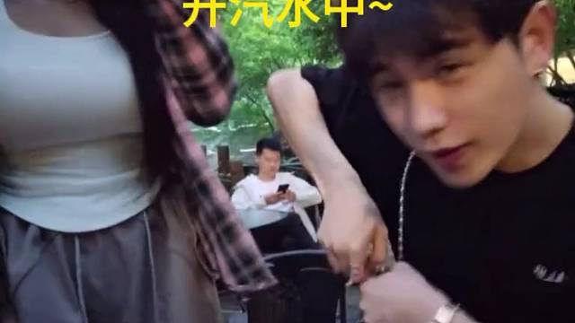 “细节决定成败！”