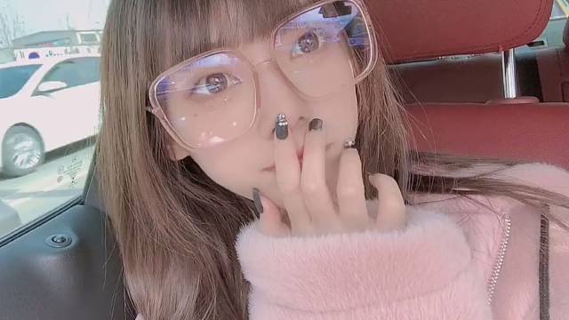 别看了，又不是你的