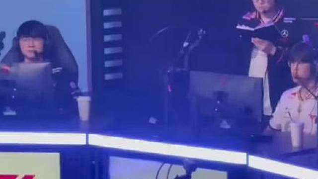 T1再加一冠，faker拿到首个K杯冠军，peyz来一个月夺冠，配keria玩的太爽了，HLE回旋镖来的太快了