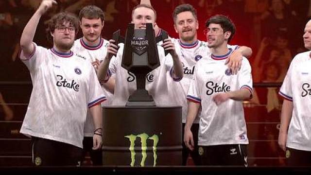 Vitality小蜜蜂捧起Major冠军 银河战舰FAZE没能创造奇迹夺冠之路 zywoo