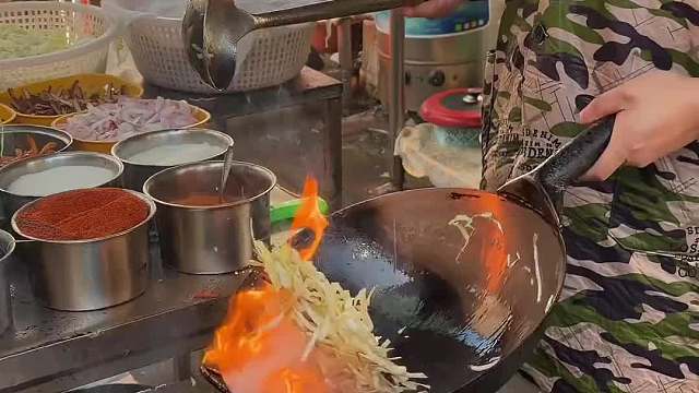 我发现芜湖湾沚人都是老吃家！ 如果你为了年糕去了湾沚，一定要看看这条湾沚美食攻略