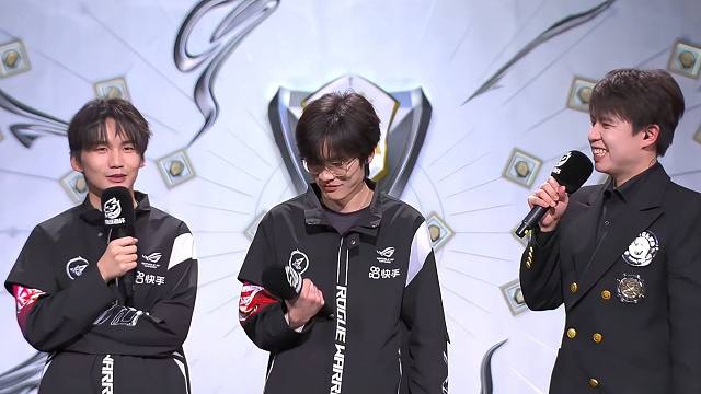 小俞：想体验一下在AG对面的感觉各直播间反应