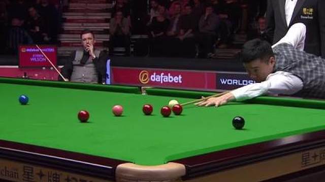 丁俊晖大师赛名场面，神级操作冲击生涯第七杆147，最后一球太意外