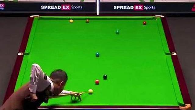 丁俊晖全程压制对手！利用彩球狂轰9杆刁钻斯诺克，结局彻底舒服