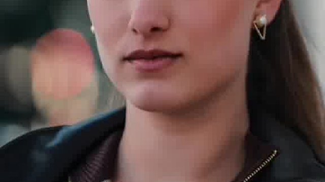 摄影师街拍陌生人，用镜头捕捉的美丽瞬间。  ​