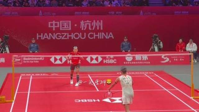 大魔王安洗莹back 比赛现场