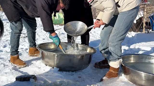 4000个冻饺子挂蜡