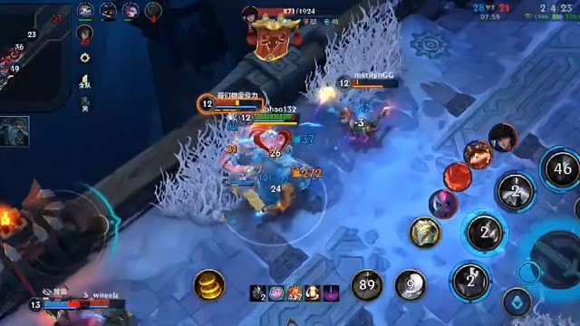 就应该跟我玩才对哇，错不了