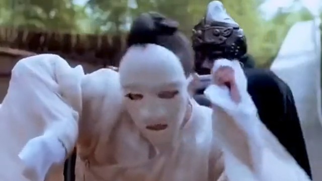 以为有两下子，结果只有两下子。
