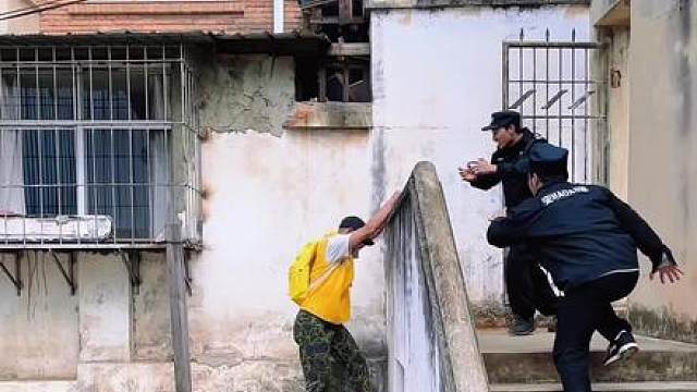 外卖小哥的高光时刻！