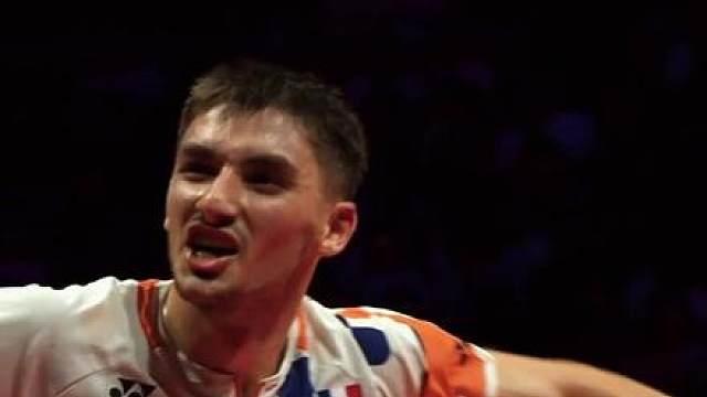 恭喜小波波夫2：0战胜石宇奇，斩获2025年总决赛冠军