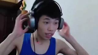 鯊魚這一路的成長，真的離不開老爸的默默支持與陪伴。