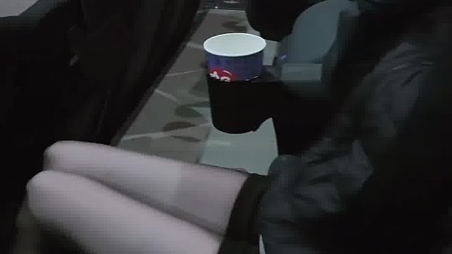 和漂亮女孩看了场漂亮电影