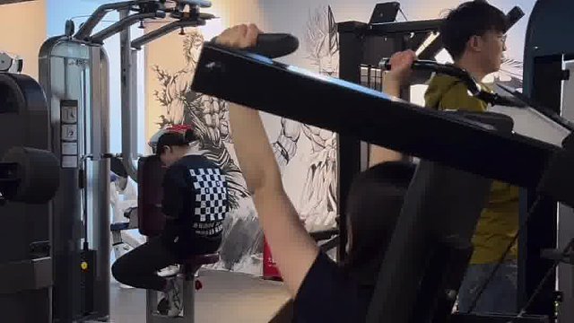 让我好好吃饭 然后喜欢体脂低的是吧