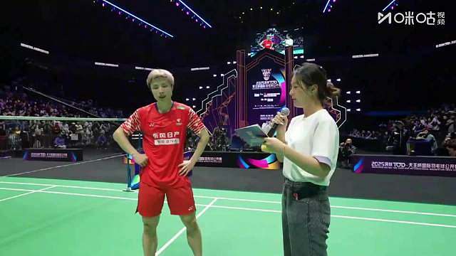 石宇奇天王杯夺冠后表示：感谢远道而来的各位朋友，感受到了非常热情的氛围，感谢大家！这次能够在这样的舞