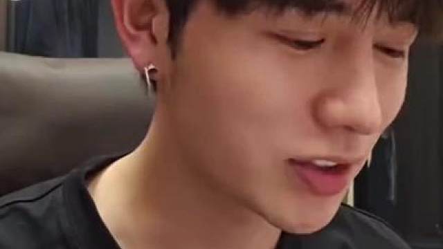 真把法拉利当出租车开