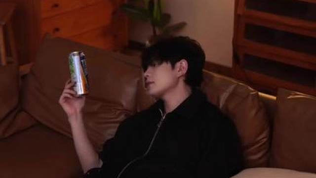 想学韦雪结果还不如黄一鸣！小童漾的出生，暴露了童锦程三观太正