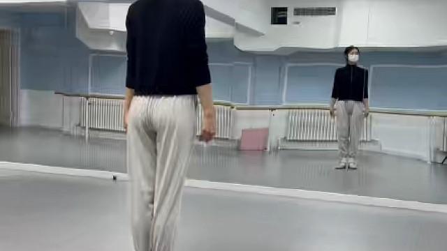 哈尼宝贝舞蹈自用