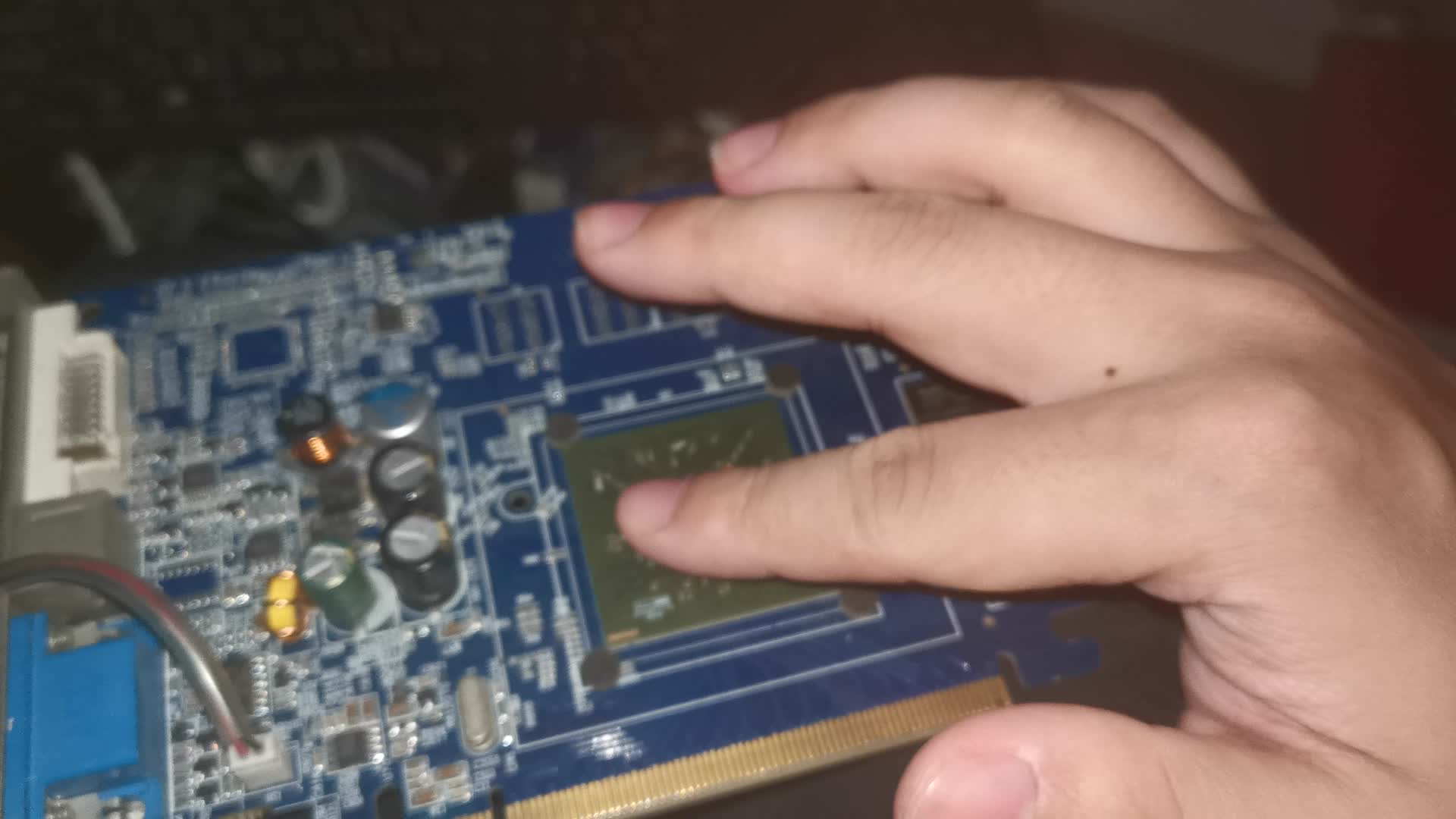 S3 Martrix 128M PCIe国产显卡拆机换硅脂