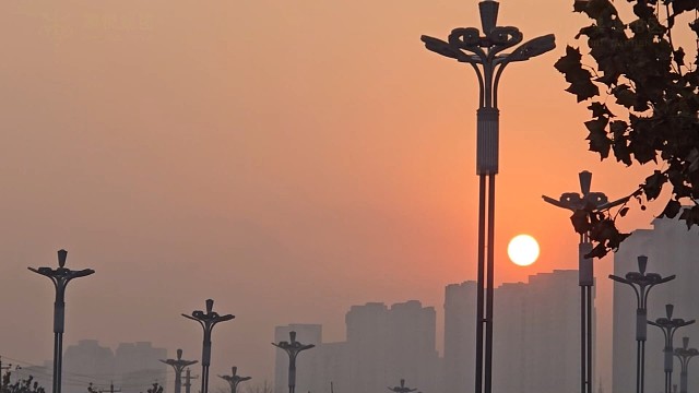 #鹏悦·锦绣嘉园B区
          2026
新程开启︎筑梦锦绣
       SPLEND