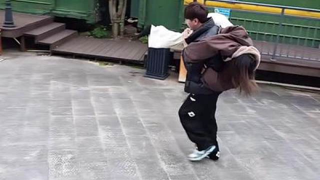 小唐：我要睡觉