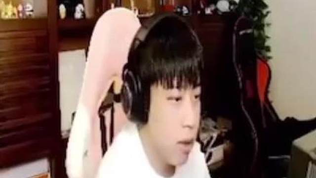 宠儿生死局找到掩体，人枪合一顶级折磨对手