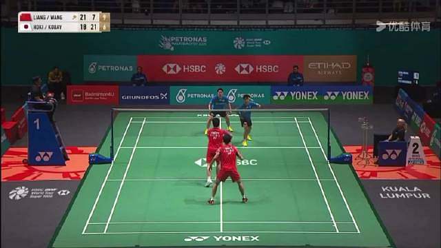 2026大马公开赛首战爆冷！梁王组合首局21-18拿下好局，却在次局被日本组合打了一波12-1攻势，7-21惨败崩盘。决胜局虽顽强追分至17-21，仍难挽败局，1-2不敌保木卓朗/小林优吾，新年首秀止步首轮。 ​​​